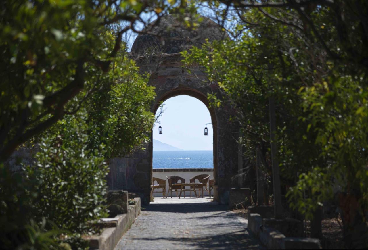 La Poetica In Villa Eldorado Procida Exteriér fotografie